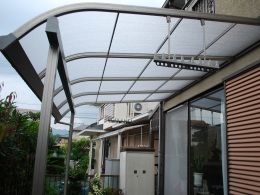 三協立山アルミテラス